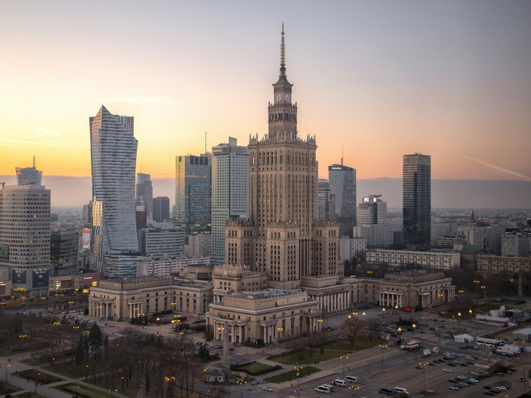 Norton Peak World Time - Warsaw