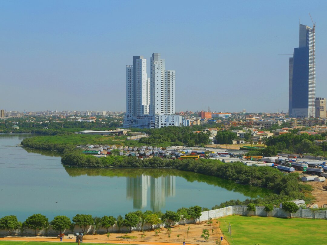 Norton Peak World Time - Karachi